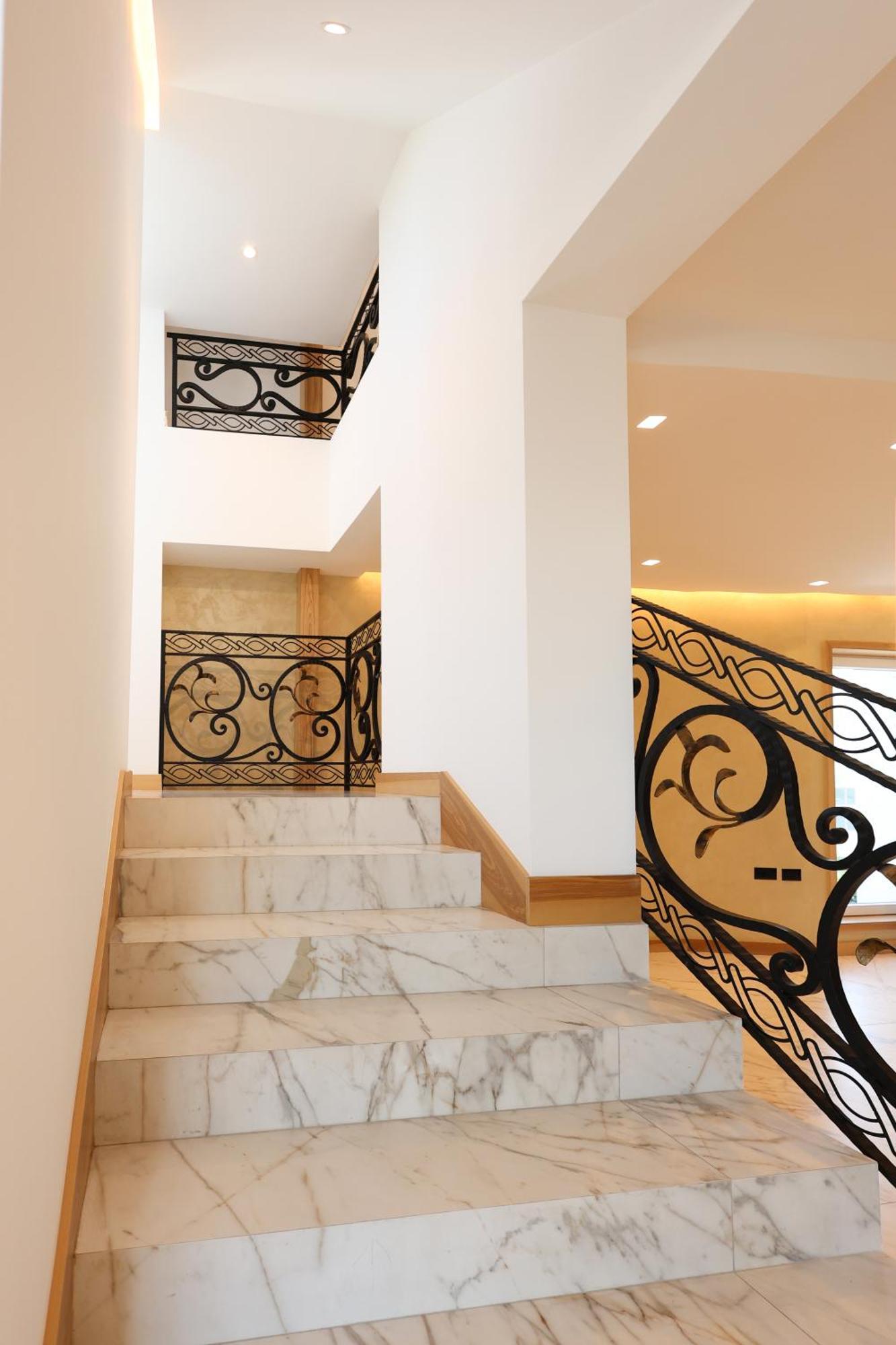 Grand White City Hotel Berat Exterior foto
