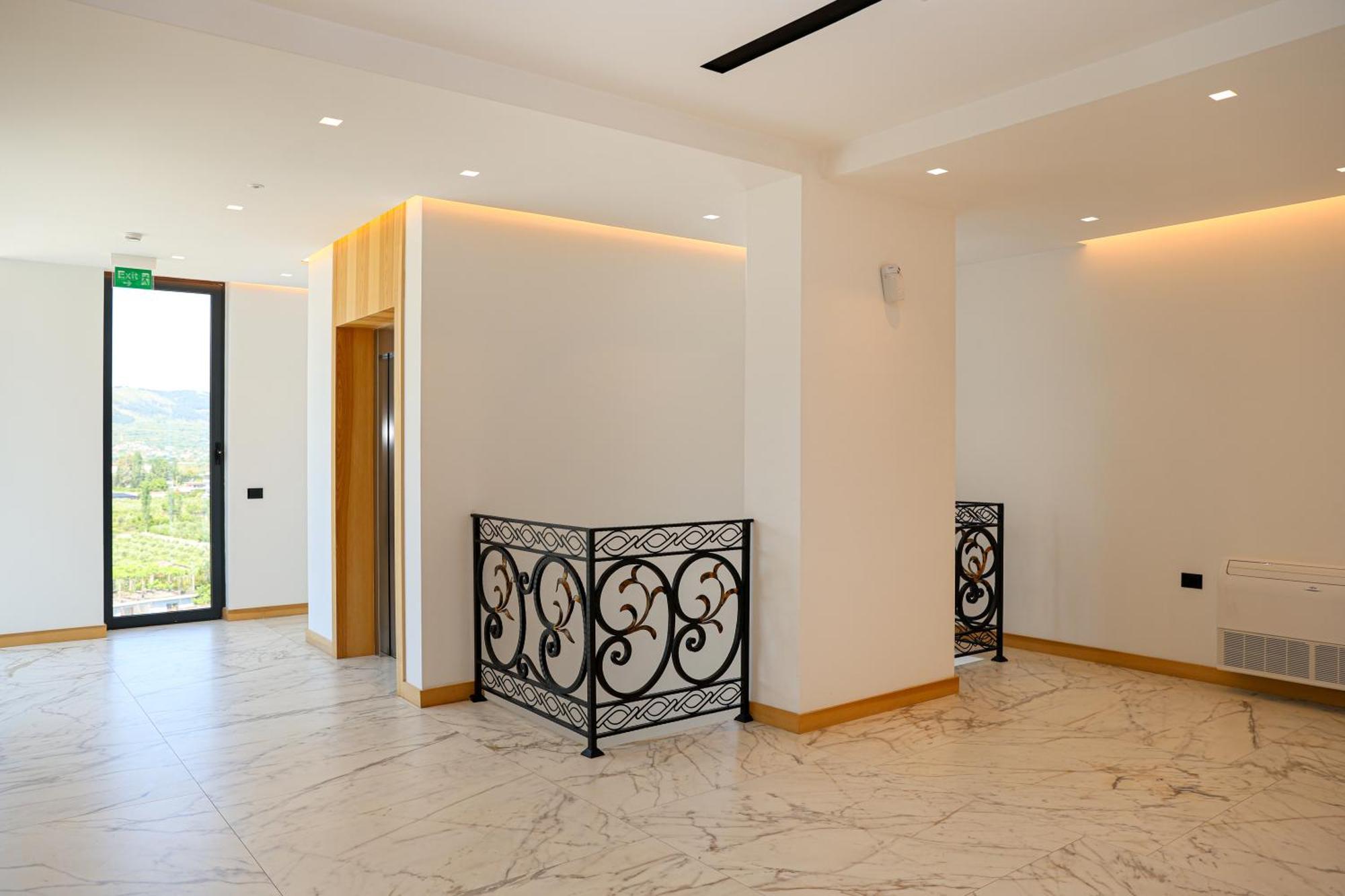 Grand White City Hotel Berat Exterior foto