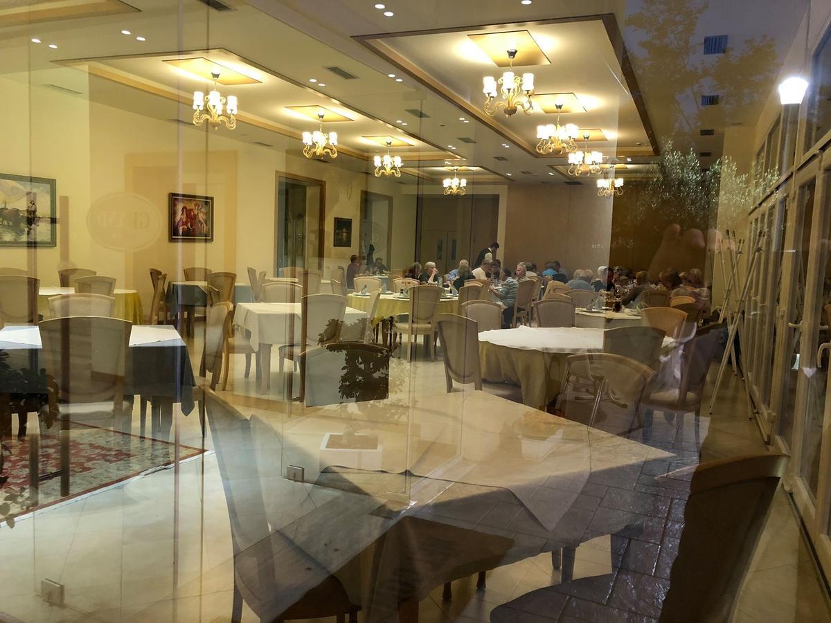 Grand White City Hotel Berat Exterior foto